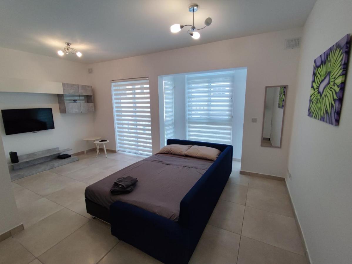 Modern Apartment In Gzira Экстерьер фото